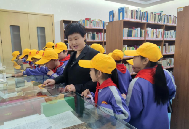 激起学习兴趣激活中小学科学教育生机不能只靠学校单打独斗