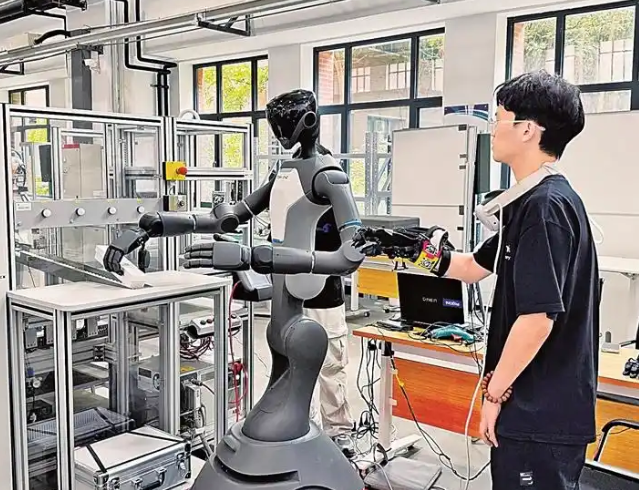 实践需求愈加教育供应侧与工业需求侧之间怎么完成更精准匹配