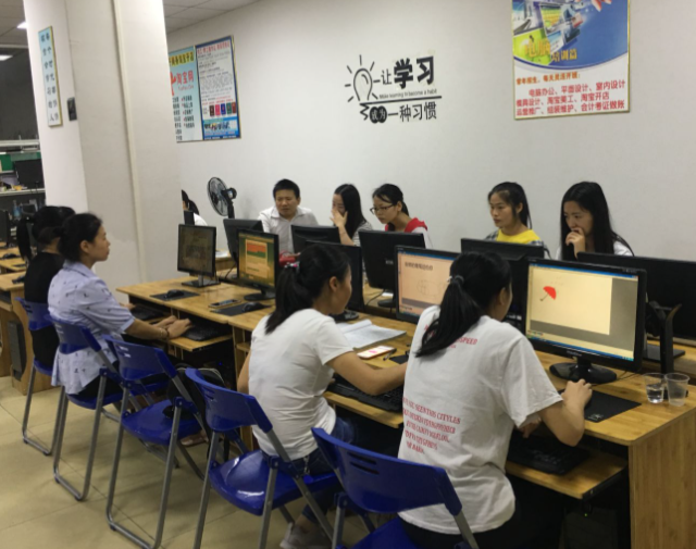 全域赋能教育全流程掩盖授课讲解日常办理自主练习各环节