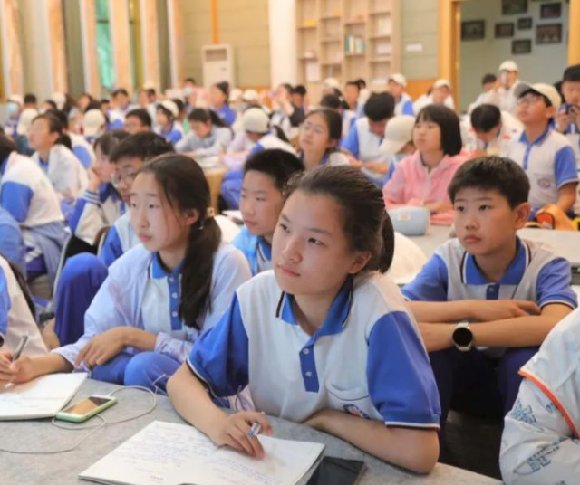 实践操作才能课程体系对接工作场景很多设置事例教学